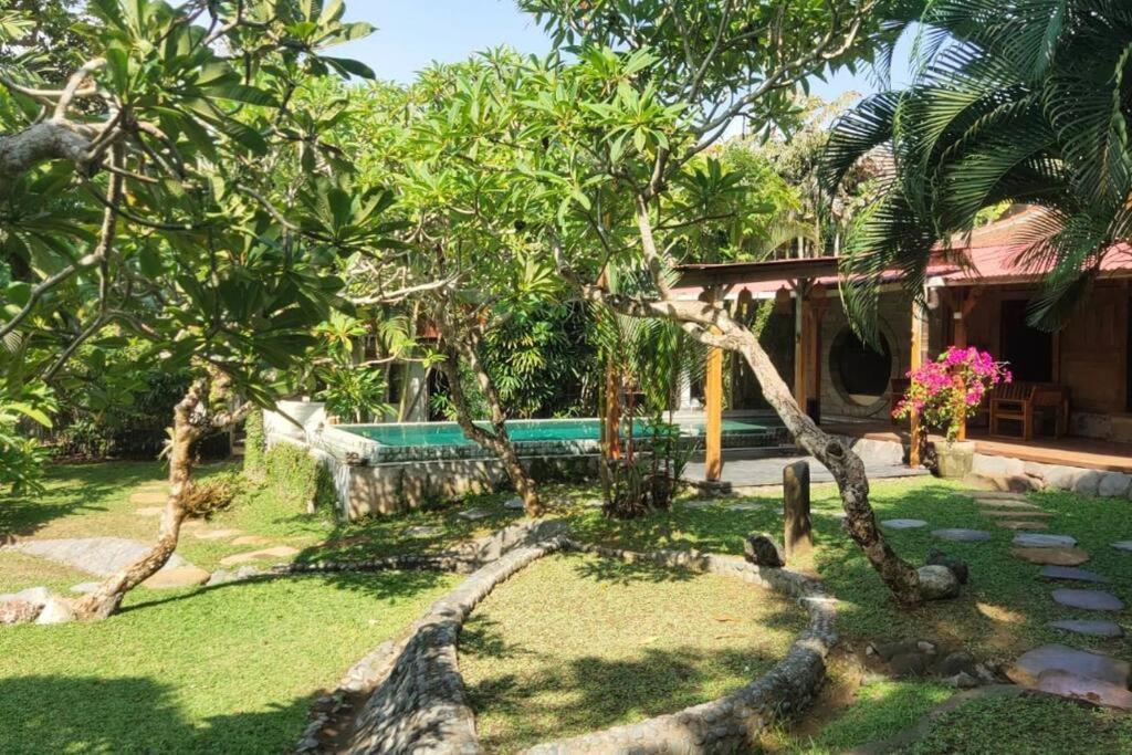 Kura Kura Beach House Canggu  Exterior photo